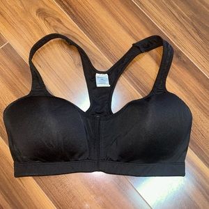 36D Underscore black wireless racerback sports bra
